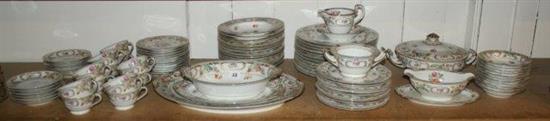 Noritaki floral & gilt decorated dinner & tea service, made in occupied Japan